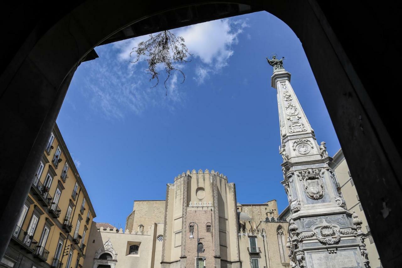 Palazzo Carafa Della Spina Room And Apartment ナポリ エクステリア 写真